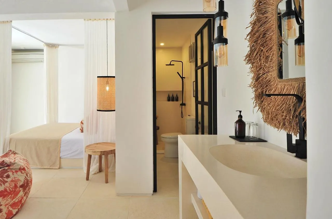 Hotel Amara Uluwatu