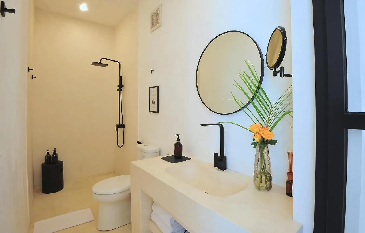 Hotel Amara Uluwatu 0*,